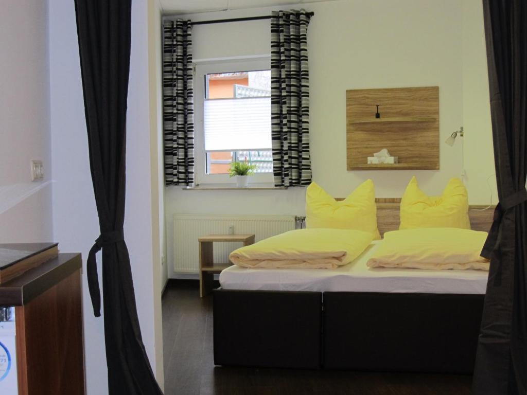 Zum Treppche Hotel Garni Gladenbach Стая снимка